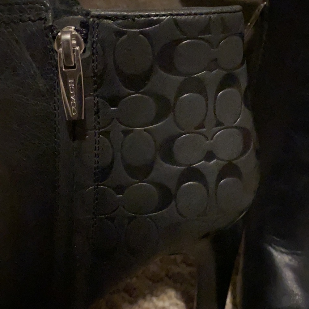 Boots - Picture 6 of 6